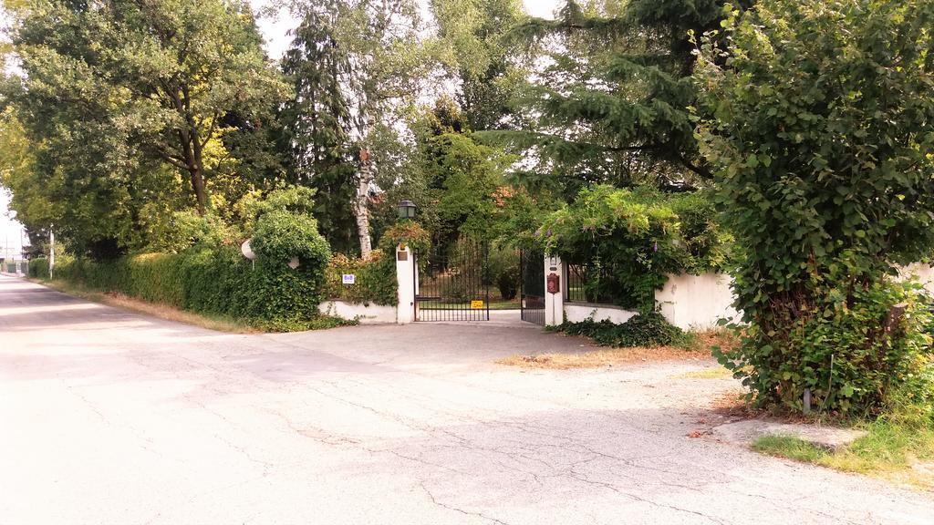 Villa Maria Sole Revello Luaran gambar